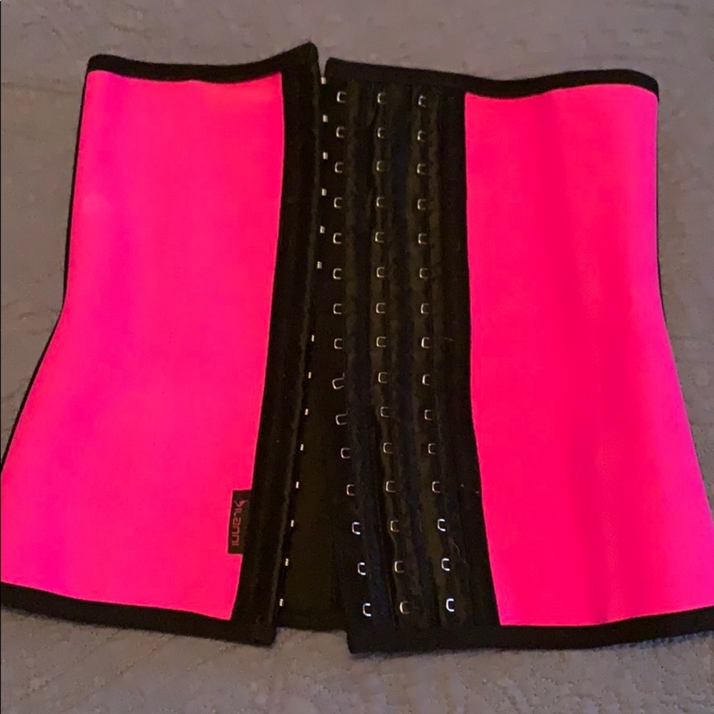 New steel boned waist trainer